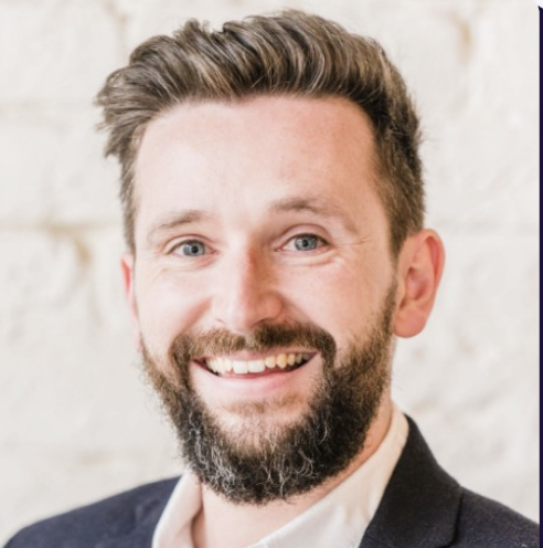 Jonny Bann, Venue strategy